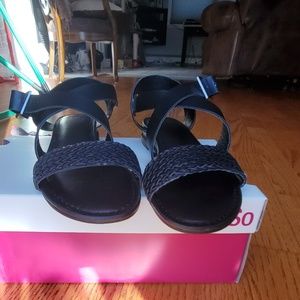 Brand new So black flat sandals